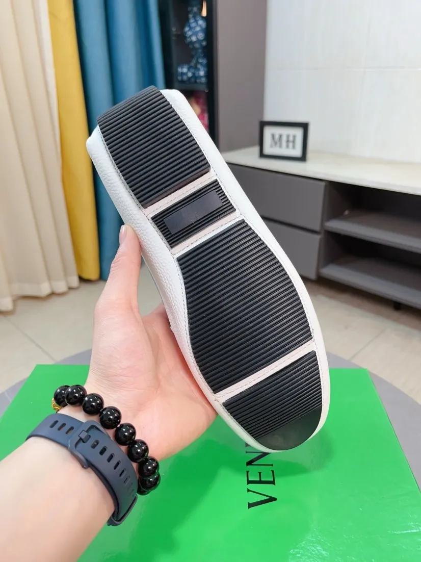 Ex-factory price 420🌹🌹【Super comfortable soft sole BV woven beanie shoes】Fashion hot style ⭐️⭐️⭐️BV Men's casual shoes 🎈High-quality cowhide upper, woven cowhide upper with metal buckle decoration, perfect fit, full of personality and fashionable charm, genuine leather lining ⚠️⚠️Flexible and lightweight outsole, fashionable and handsome, size: 38-44, 37+45 can be customized